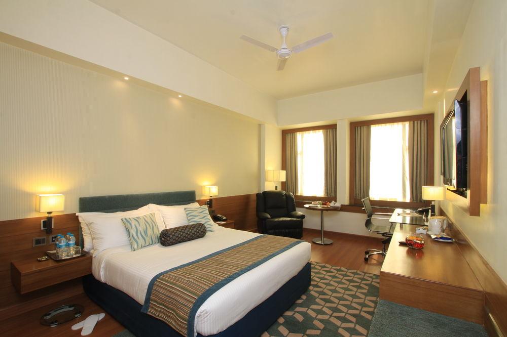 เมอร์รา ปัทนา โฮเต็ล Hotel ปัฏนา ภายนอก รูปภาพ