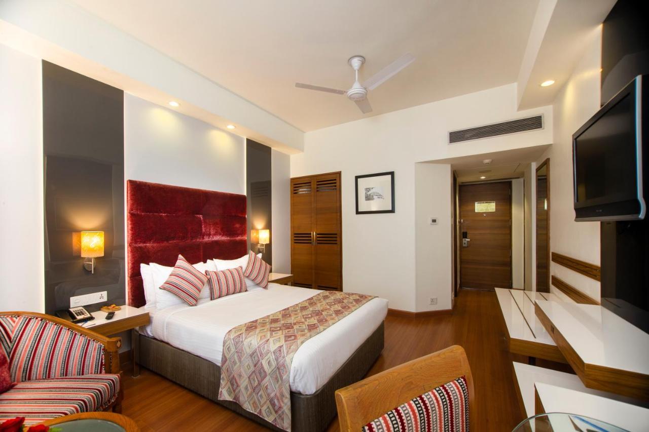 เมอร์รา ปัทนา โฮเต็ล Hotel ปัฏนา ภายนอก รูปภาพ
