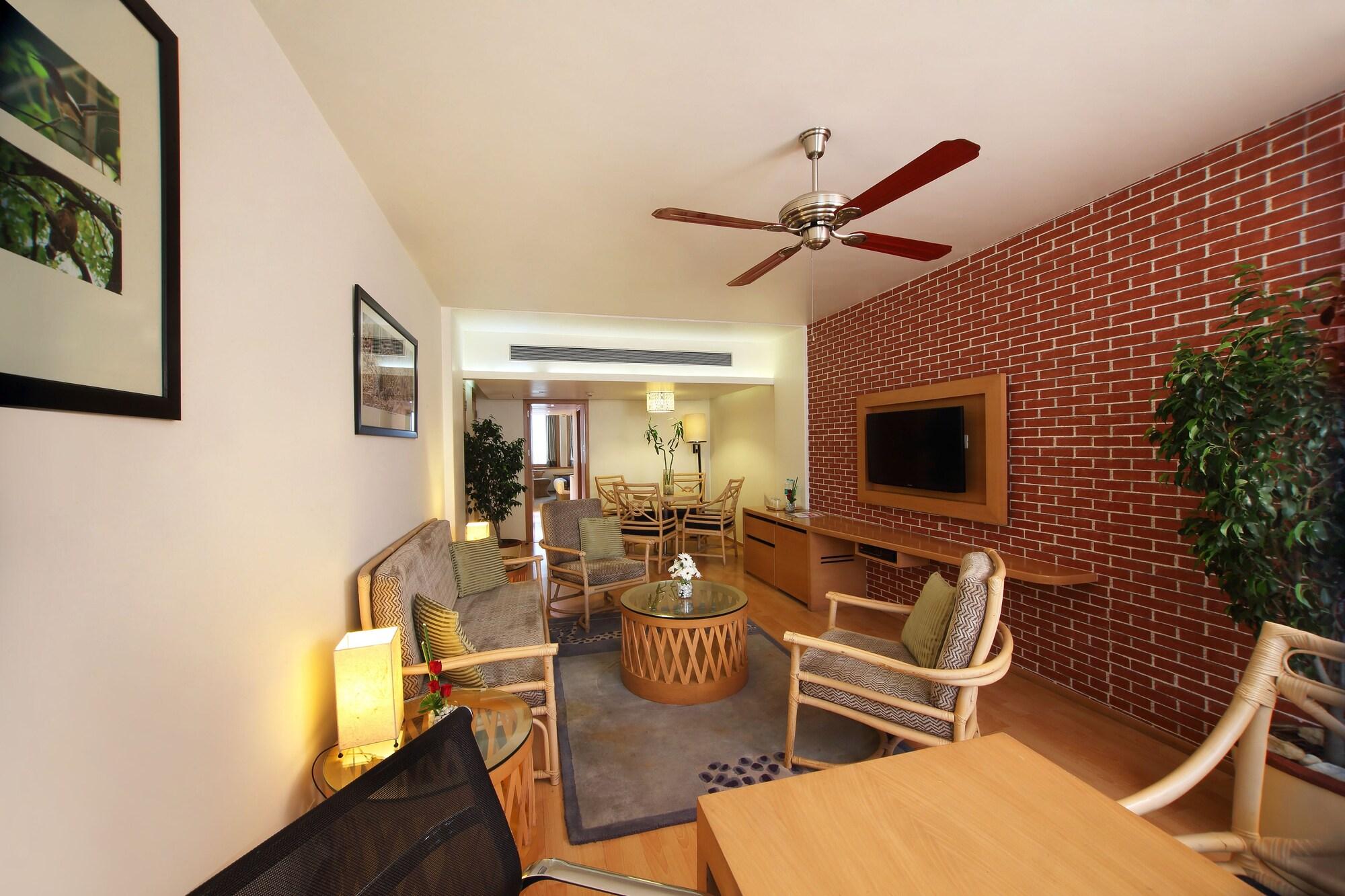 เมอร์รา ปัทนา โฮเต็ล Hotel ปัฏนา ภายนอก รูปภาพ