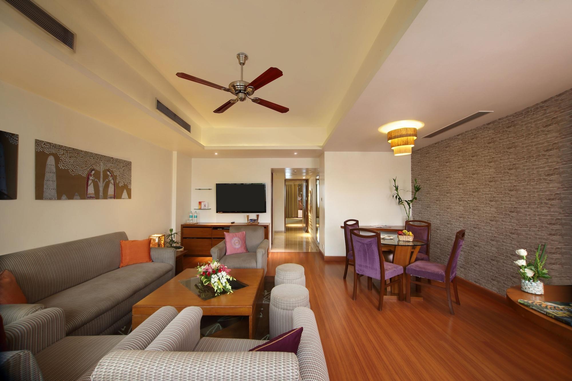 เมอร์รา ปัทนา โฮเต็ล Hotel ปัฏนา ภายนอก รูปภาพ