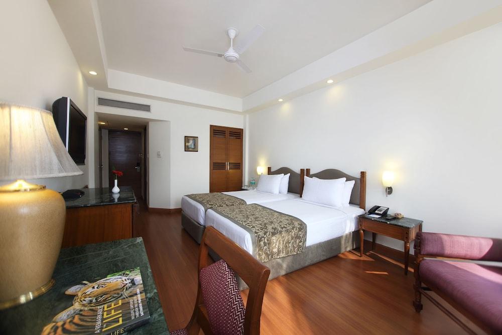 เมอร์รา ปัทนา โฮเต็ล Hotel ปัฏนา ภายนอก รูปภาพ